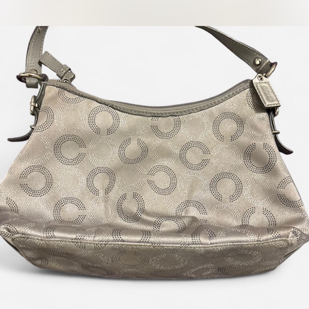 Coach coach silver  Signature Shoulder Bag Y2K - Picture 2 of 4